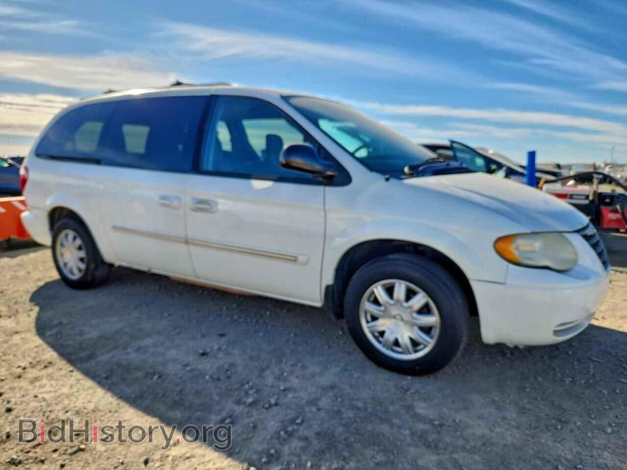 2005 CHRYSLER MINIVAN - VIN: 2C4GP54L55R465740 - Фото 4