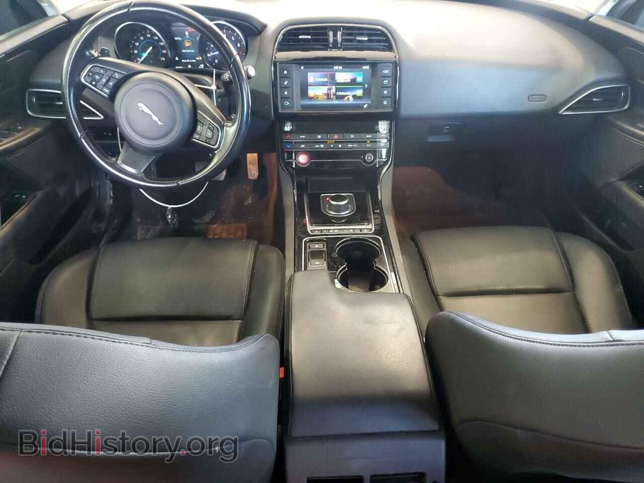 2017 JAGUAR XE - VIN: SAJAR4BG4HA978374 - Фото 8