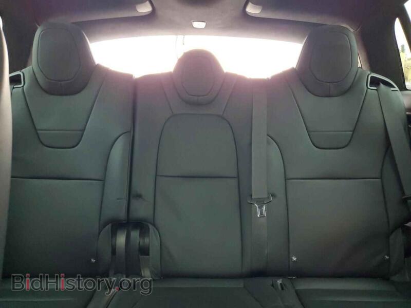 2017 Tesla MODEL X (VIN 5YJXCDE27HF044470) — photo 10 of 13