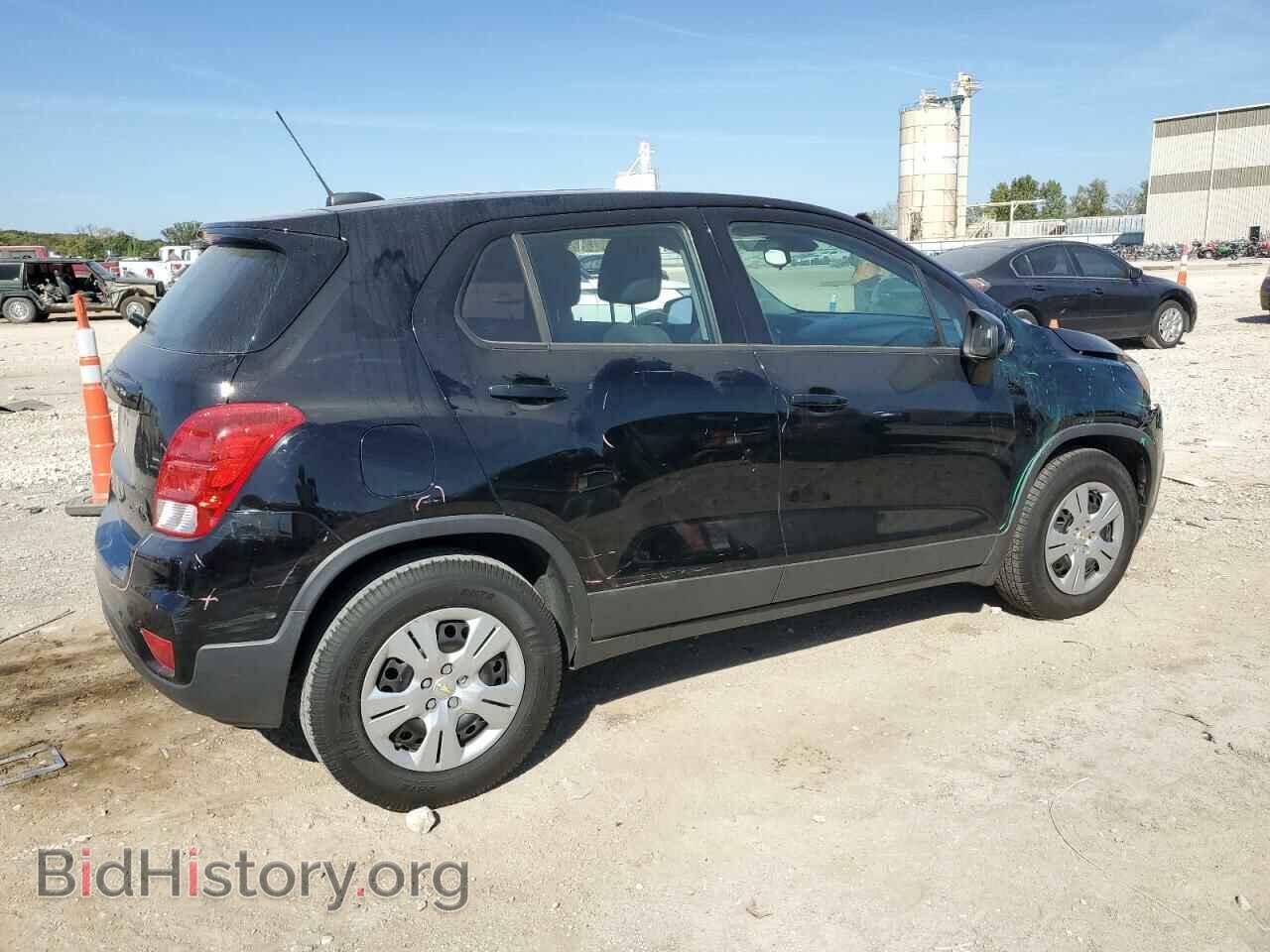 2017 CHEVROLET TRAX - VIN: 3GNCJKSB2HL206785 - Фото 3