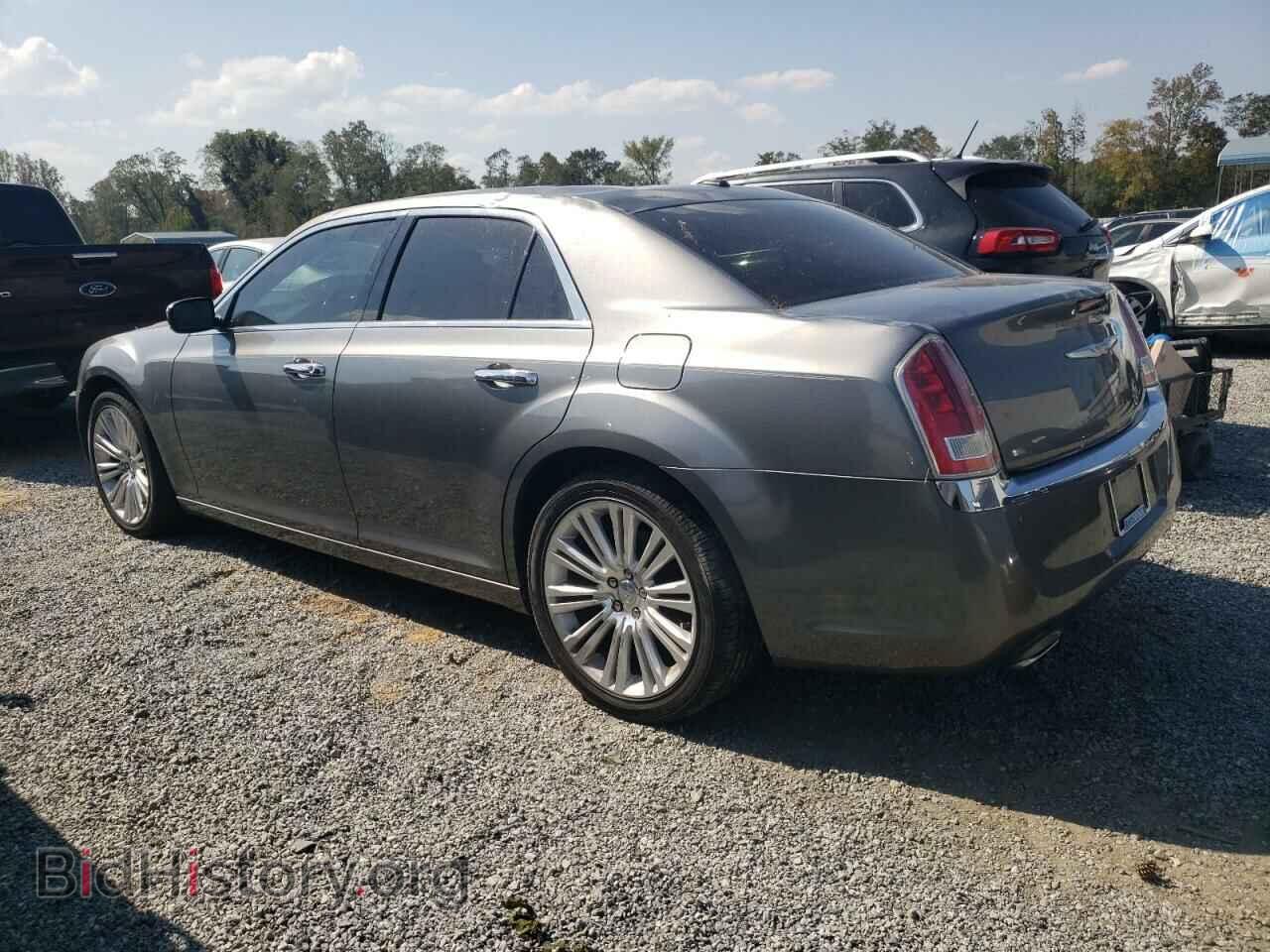 2011 CHRYSLER 300 - VIN: 2C3CA5CG7BH523339 - Фото 2