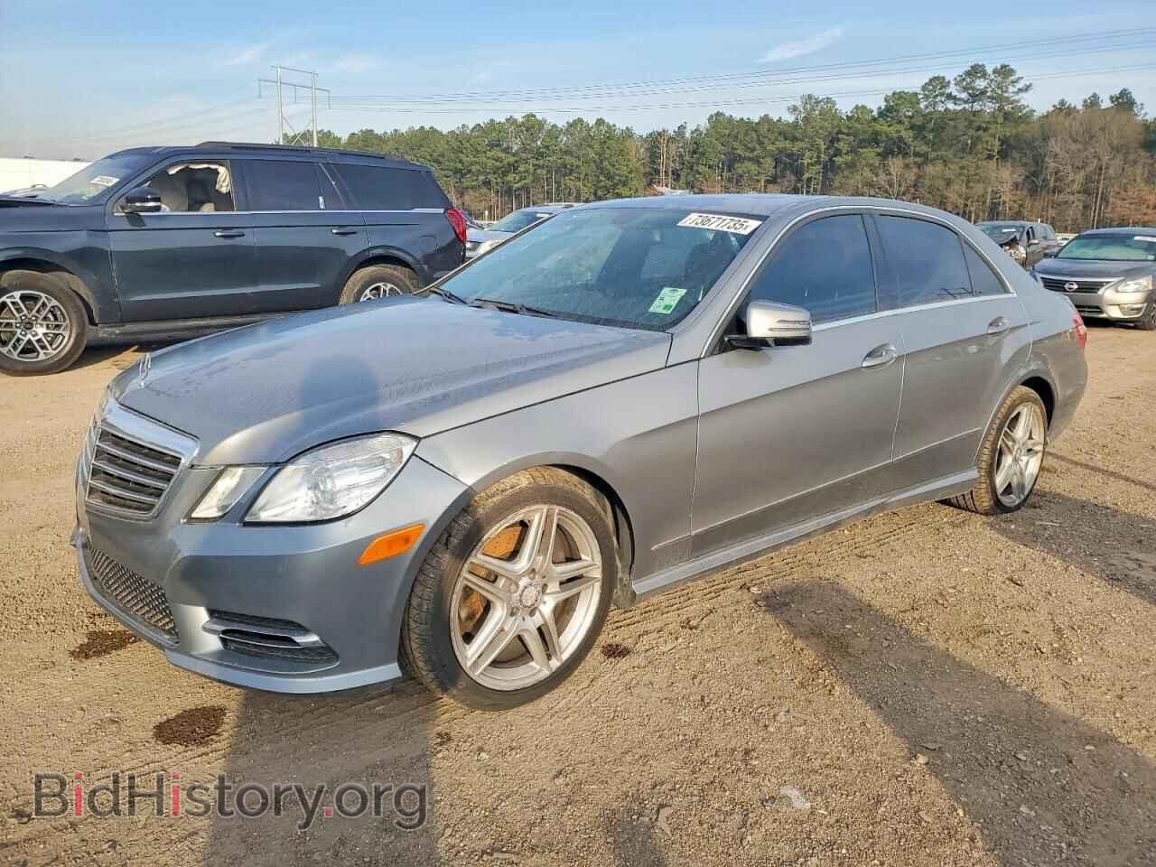 Photo WDDHF8JB2DA760999 - MERCEDES-BENZ E-CLASS 2013