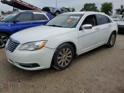 2013 Chrysler 200 Limited, белый — VIN 1C3CCBCG8DN701455, Copart