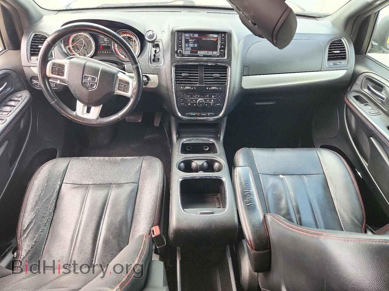 2017 Dodge CARAVAN (VIN 2C4RDGEG6HR865387) — photo 8 of 16