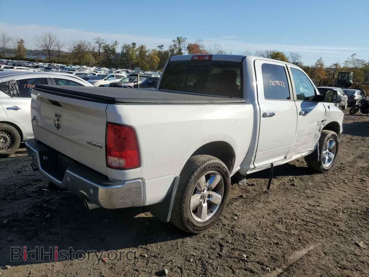 2018 RAM 1500 - VIN: 3C6RR7LT7JG196776 - Photo 3