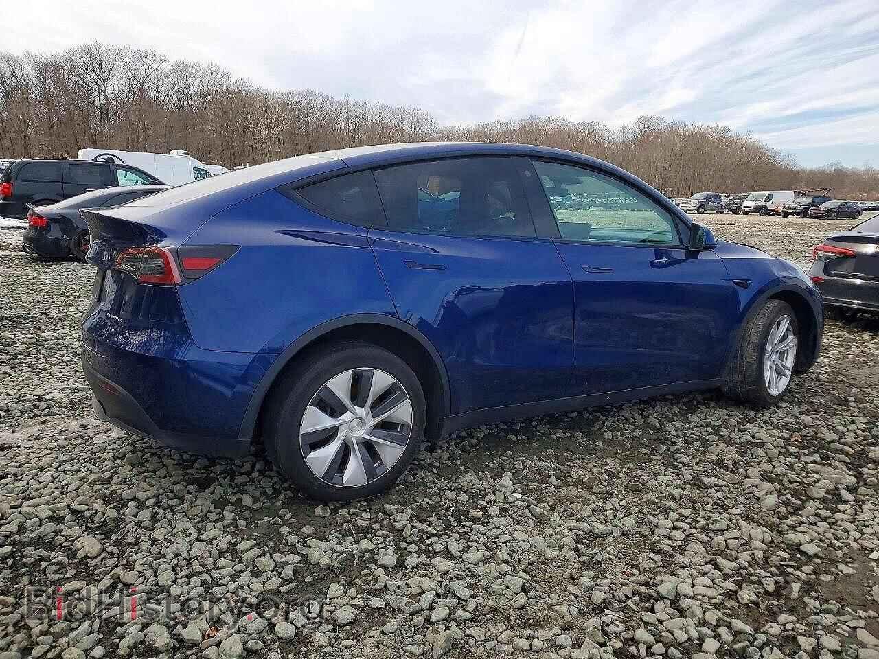 2023 TESLA MODEL Y - VIN: 7SAYGAEE3PF666552 - Фото 3