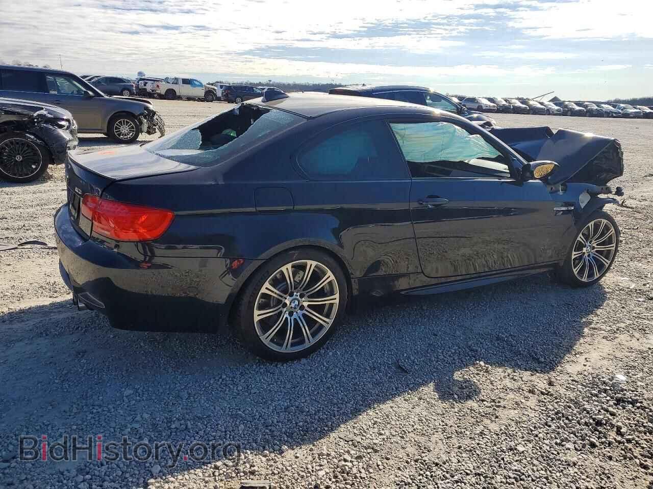 2011 BMW M3 - VIN: WBSKG9C58BE367856 - Фото 3