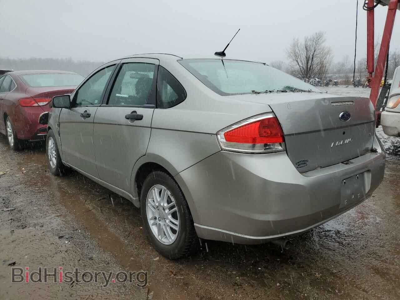 2008 FORD FOCUS - VIN: 1FAHP35N18W294351 - Фото 2