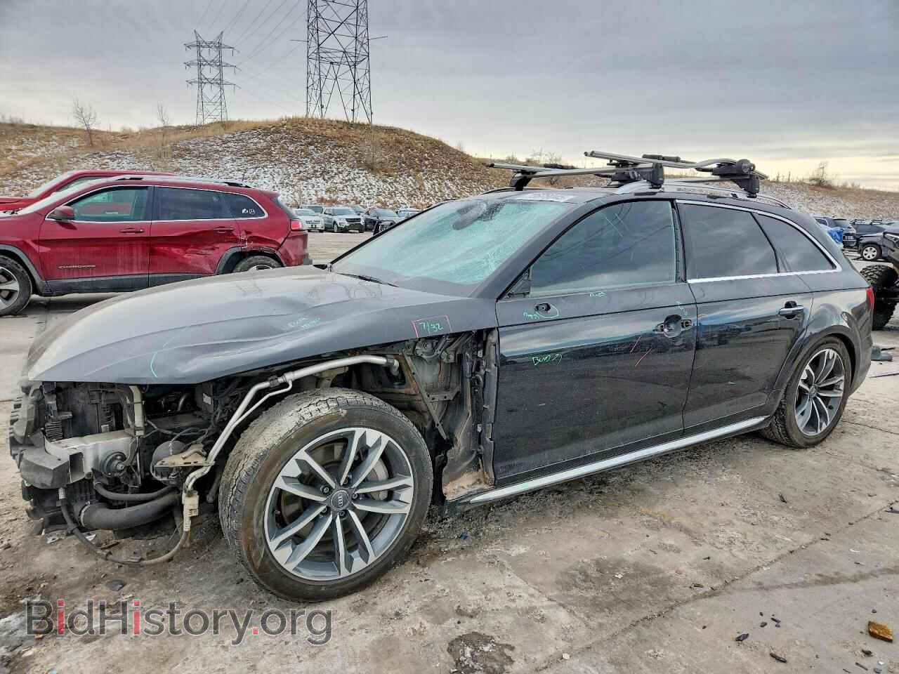 Photo WA18NAF45HA181682 - AUDI A4 2017
