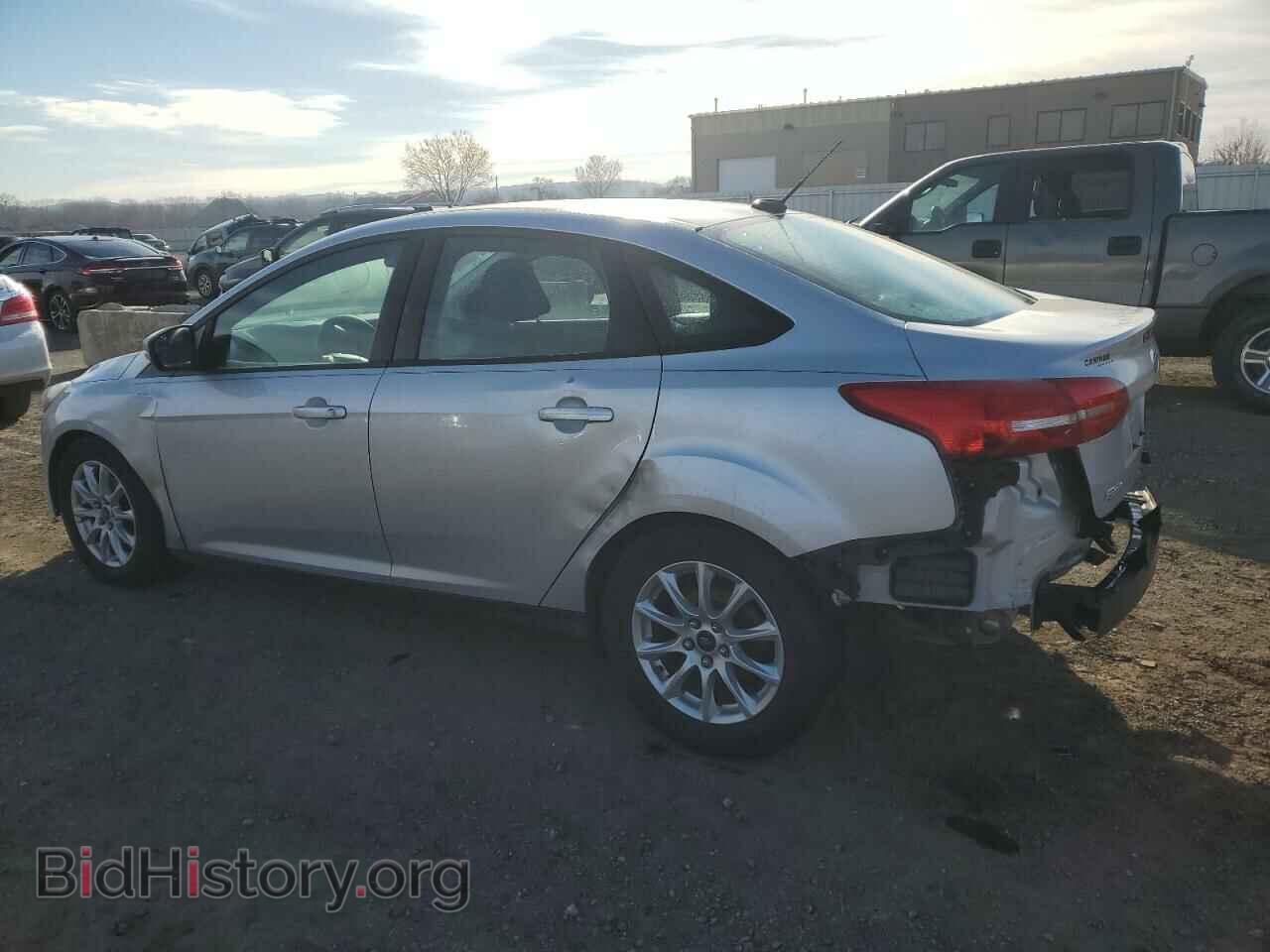 2016 FORD FOCUS - VIN: 1FADP3FE3GL315150 - Фото 2