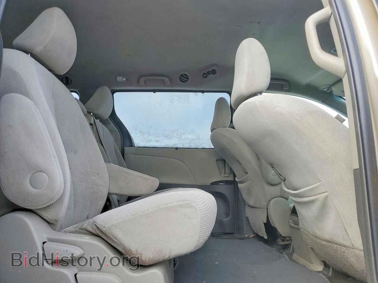 2011 TOYOTA All Models - VIN: 5TDKK3DC4BS030515 - Фото 11