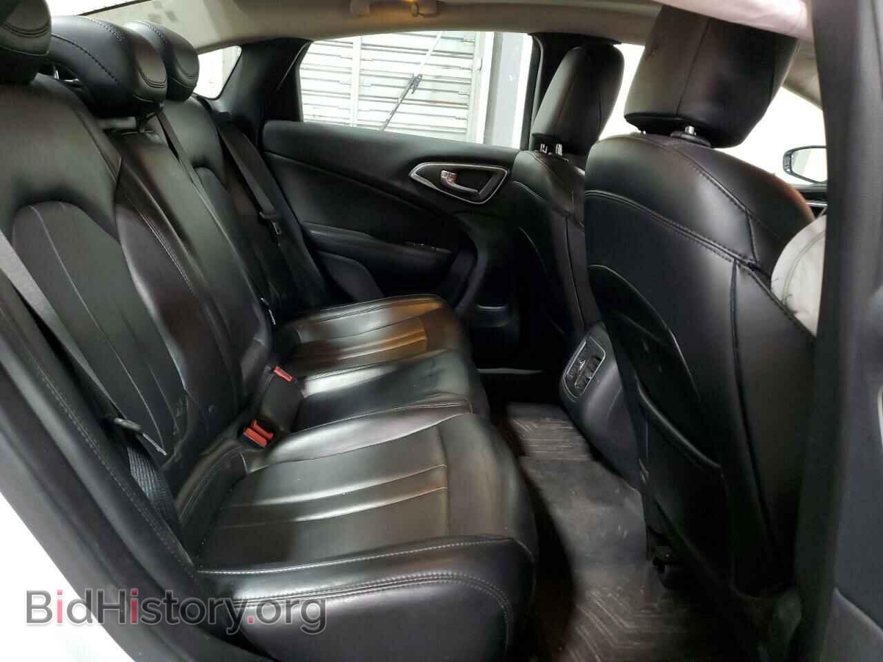 2016 CHRYSLER 200 - VIN: 1C3CCCEG2GN135705 - Photo 10