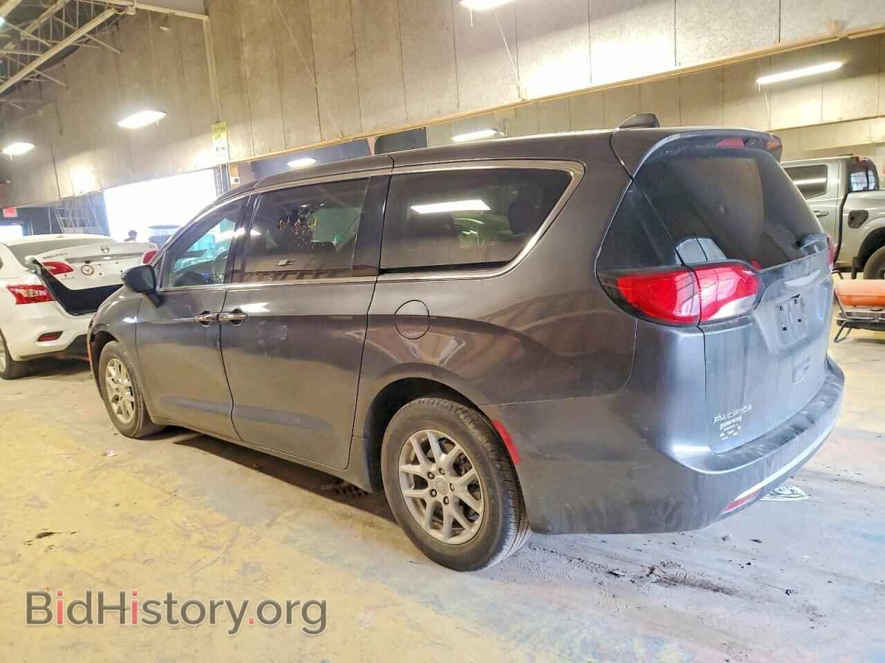 2017 CHRYSLER PACIFICA - VIN: 2C4RC1BG3HR745678 - Фото 2