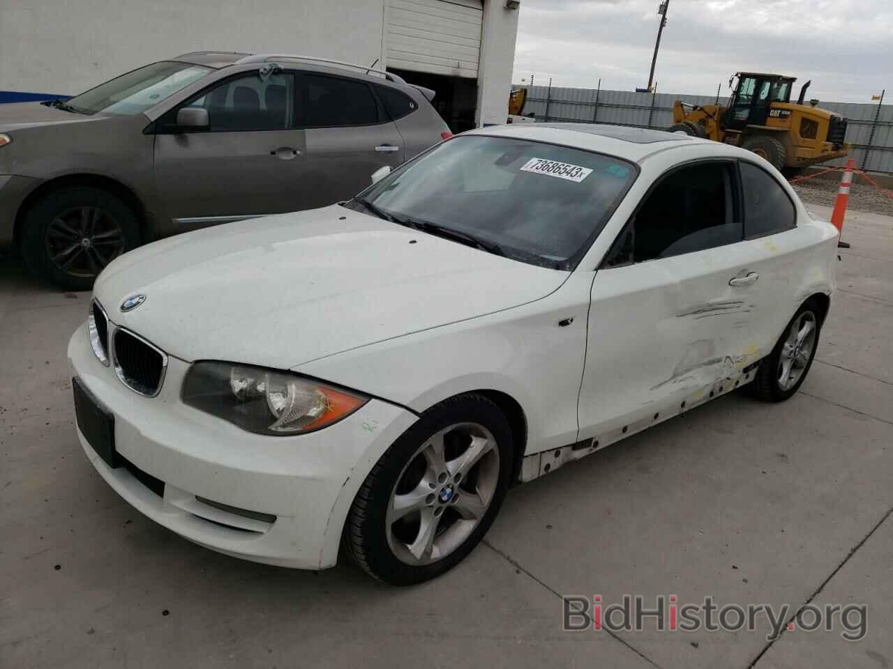 Photo WBAUP7C52AVK76811 - BMW 1 SERIES 2010