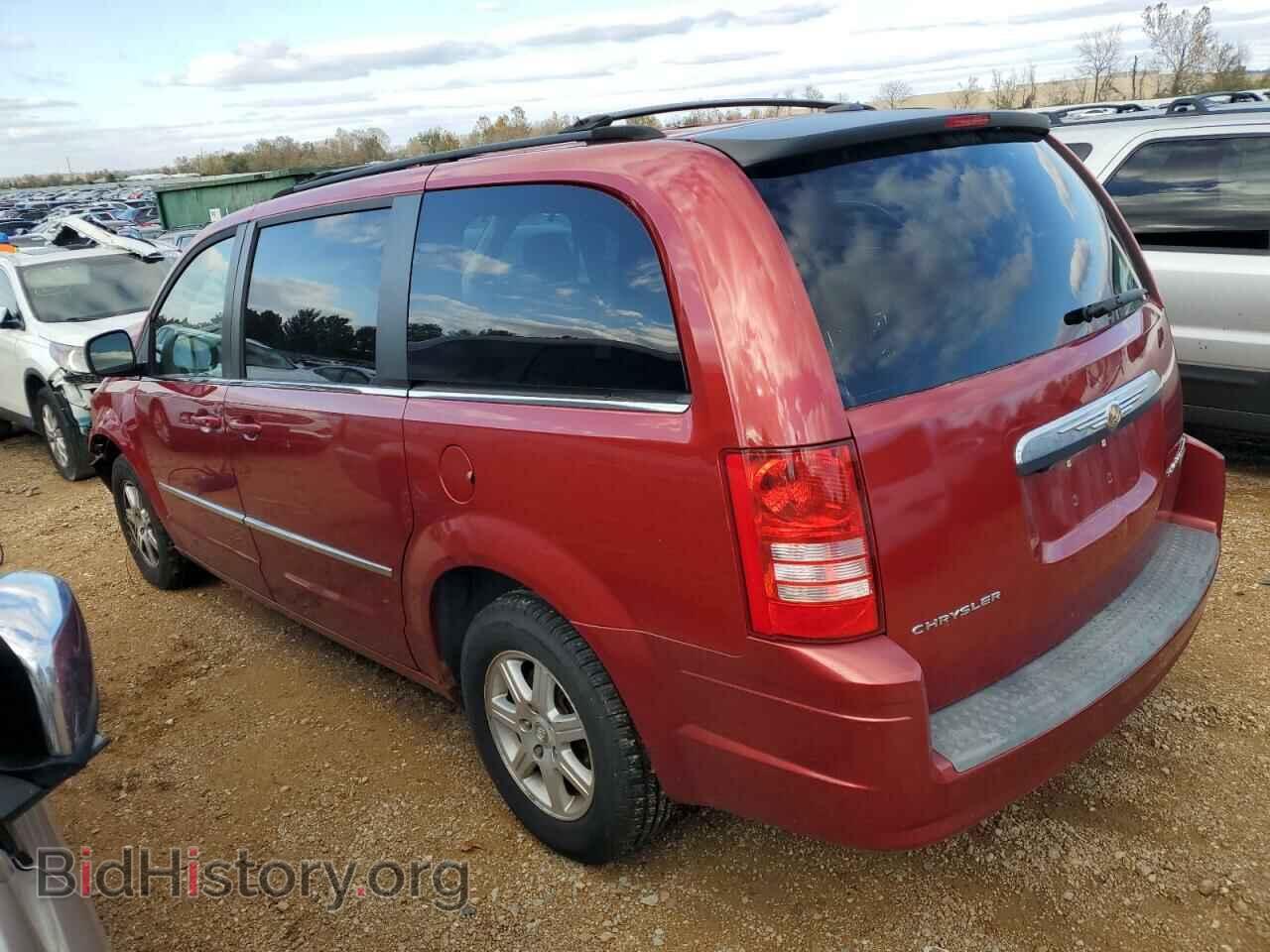 2009 CHRYSLER MINIVAN - VIN: 2A8HR54119R555723 - Фото 2