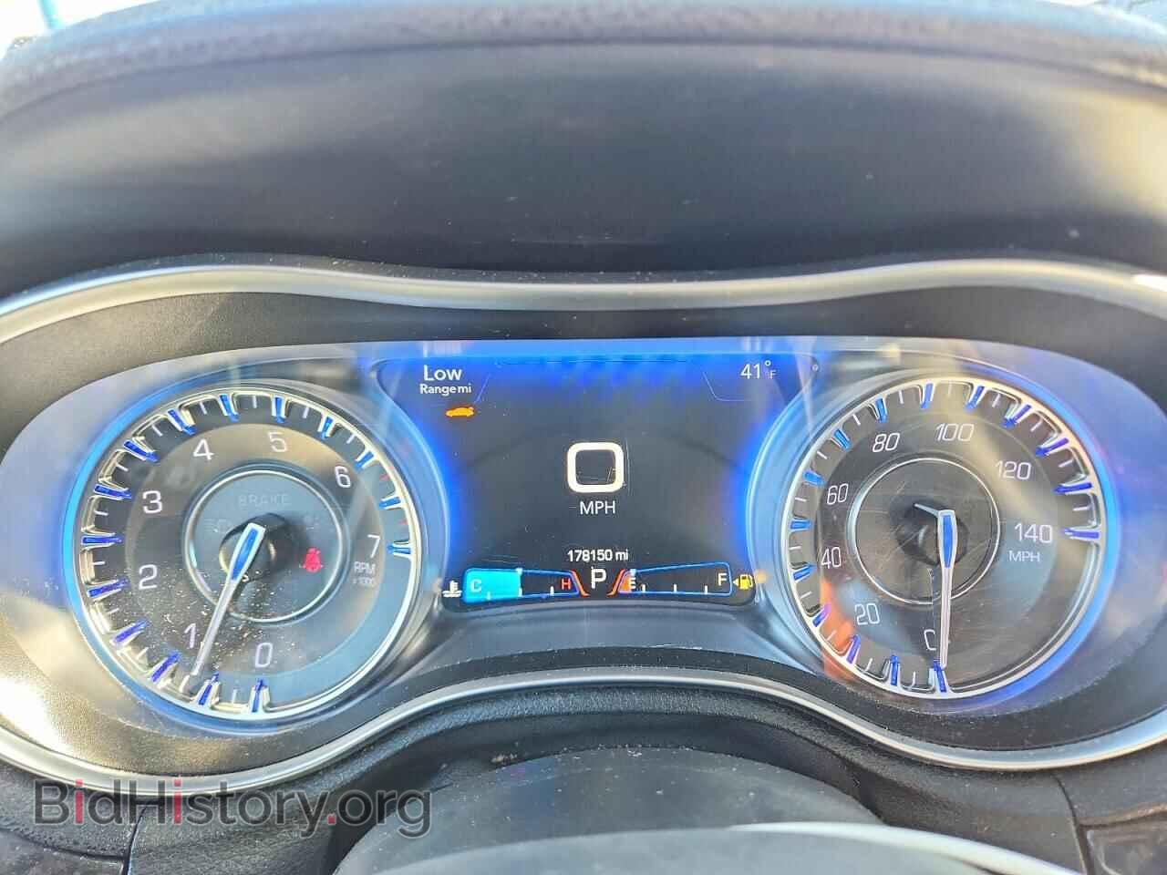 2016 CHRYSLER 300 - VIN: 2C3CCAEG5GH216615 - Фото 9