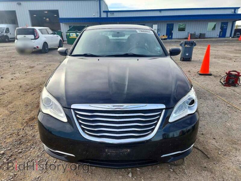 2012 Chrysler 200 (VIN 1C3CCBBBXCN130653) — photo 5 of 12