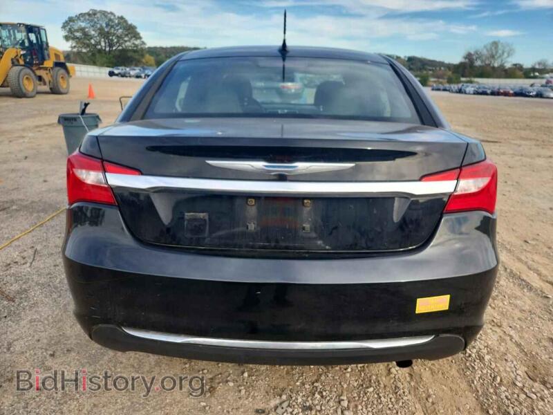 2012 Chrysler 200 (VIN 1C3CCBBBXCN130653) — photo 6 of 12