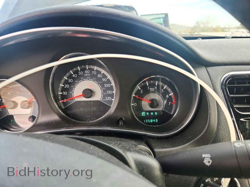 2012 Chrysler 200 (VIN 1C3CCBBBXCN130653) — photo 9 of 12