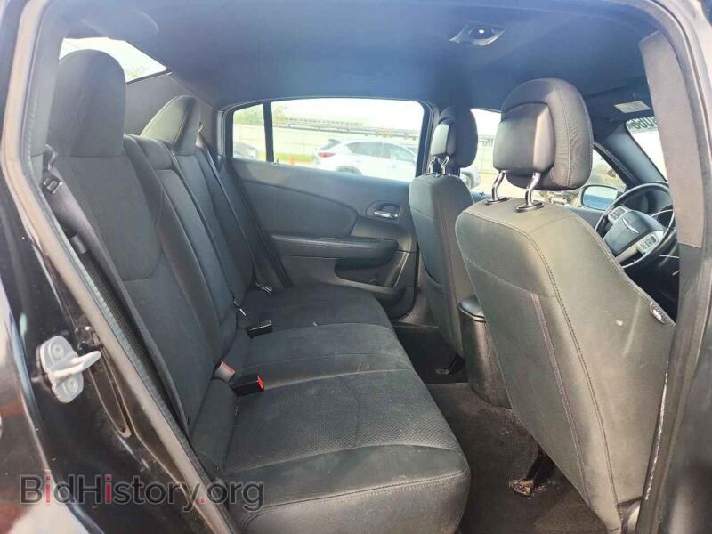 2012 Chrysler 200 (VIN 1C3CCBBBXCN130653) — photo 10 of 12