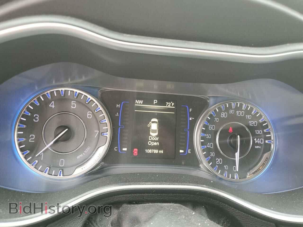 2017 CHRYSLER 200 - VIN: 1C3CCCAB4HN504964 - Фото 9