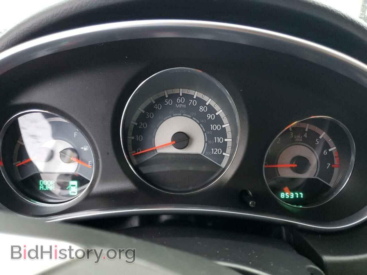 2011 CHRYSLER 200 - VIN: 1C3BC2FG2BN618009 - Фото 9