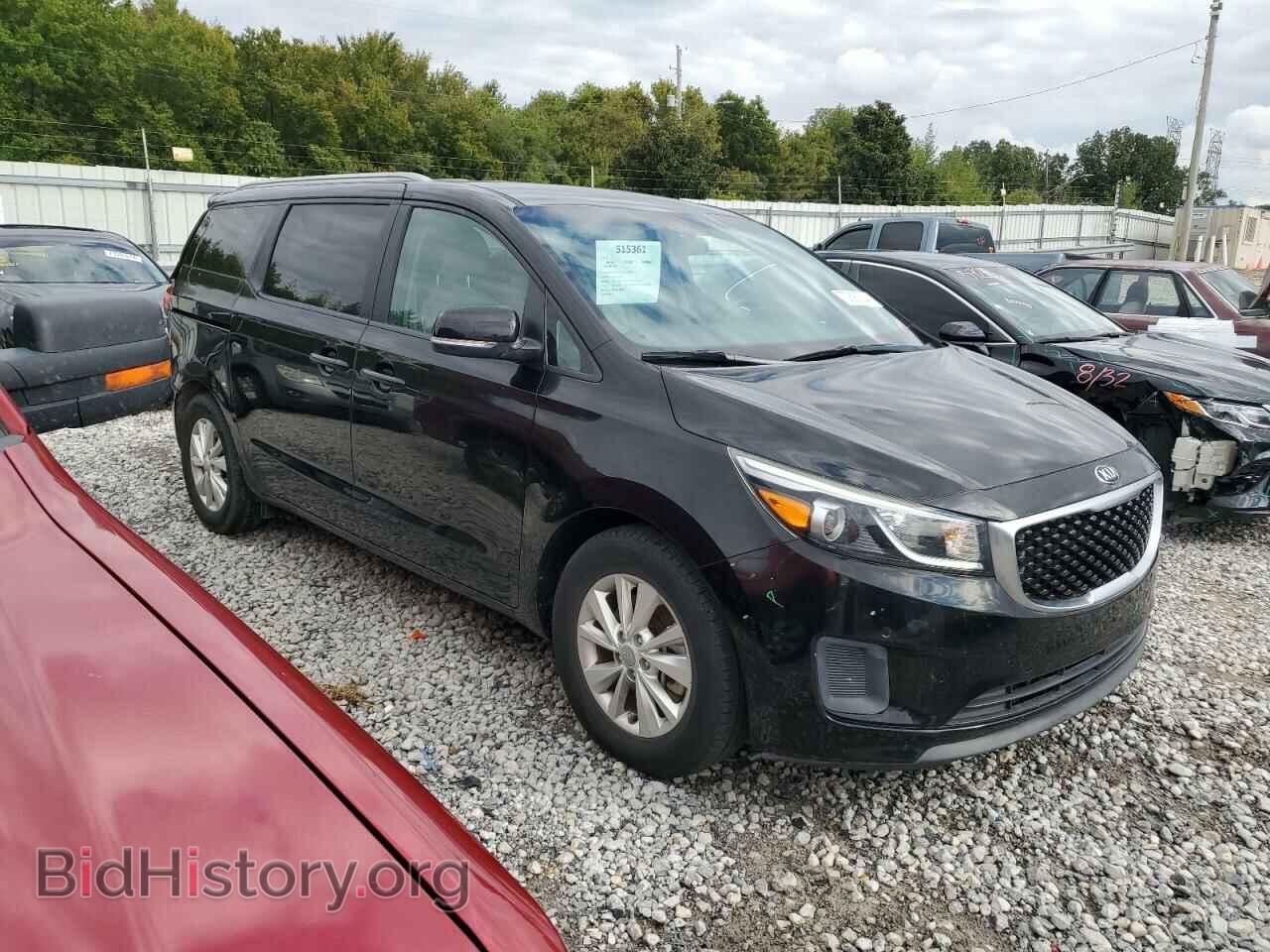 2017 KIA All Models - VIN: KNDMB5C19H6305924 - Photo 4