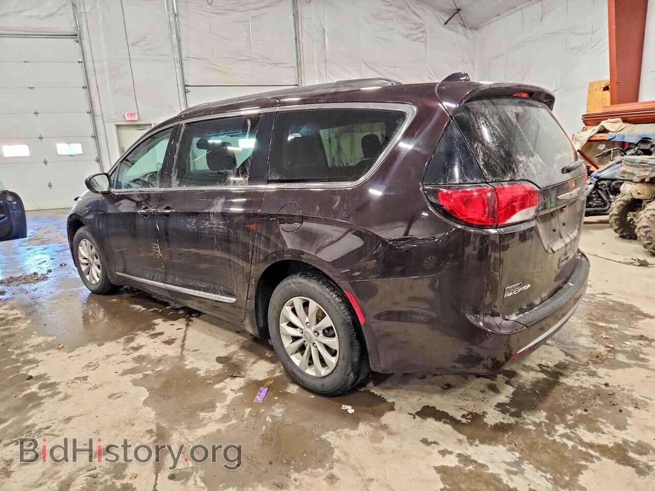 2017 CHRYSLER PACIFICA - VIN: 2C4RC1BG4HR653947 - Фото 2