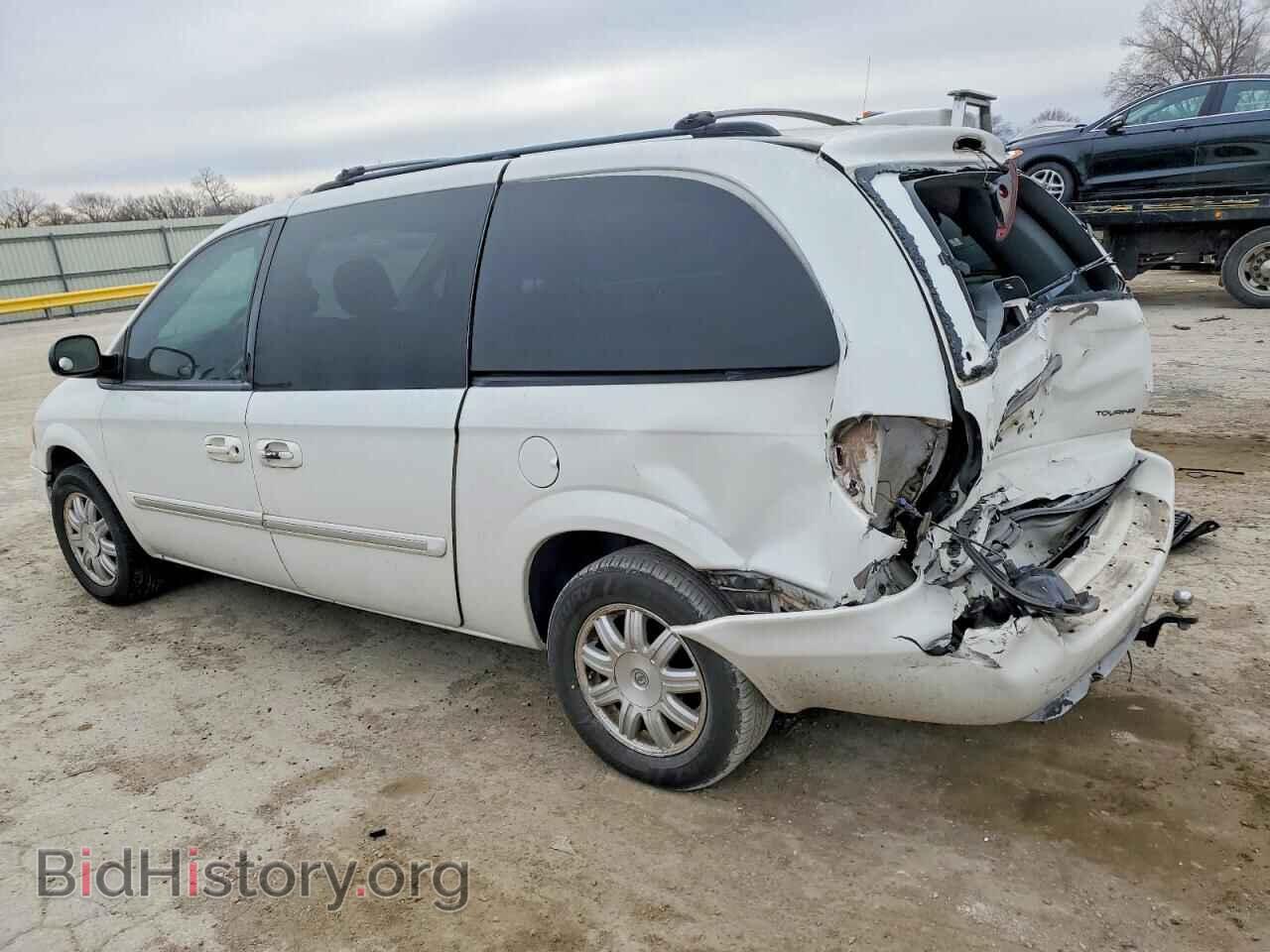 2006 CHRYSLER MINIVAN - VIN: 2A8GP54L36R923768 - Фото 2