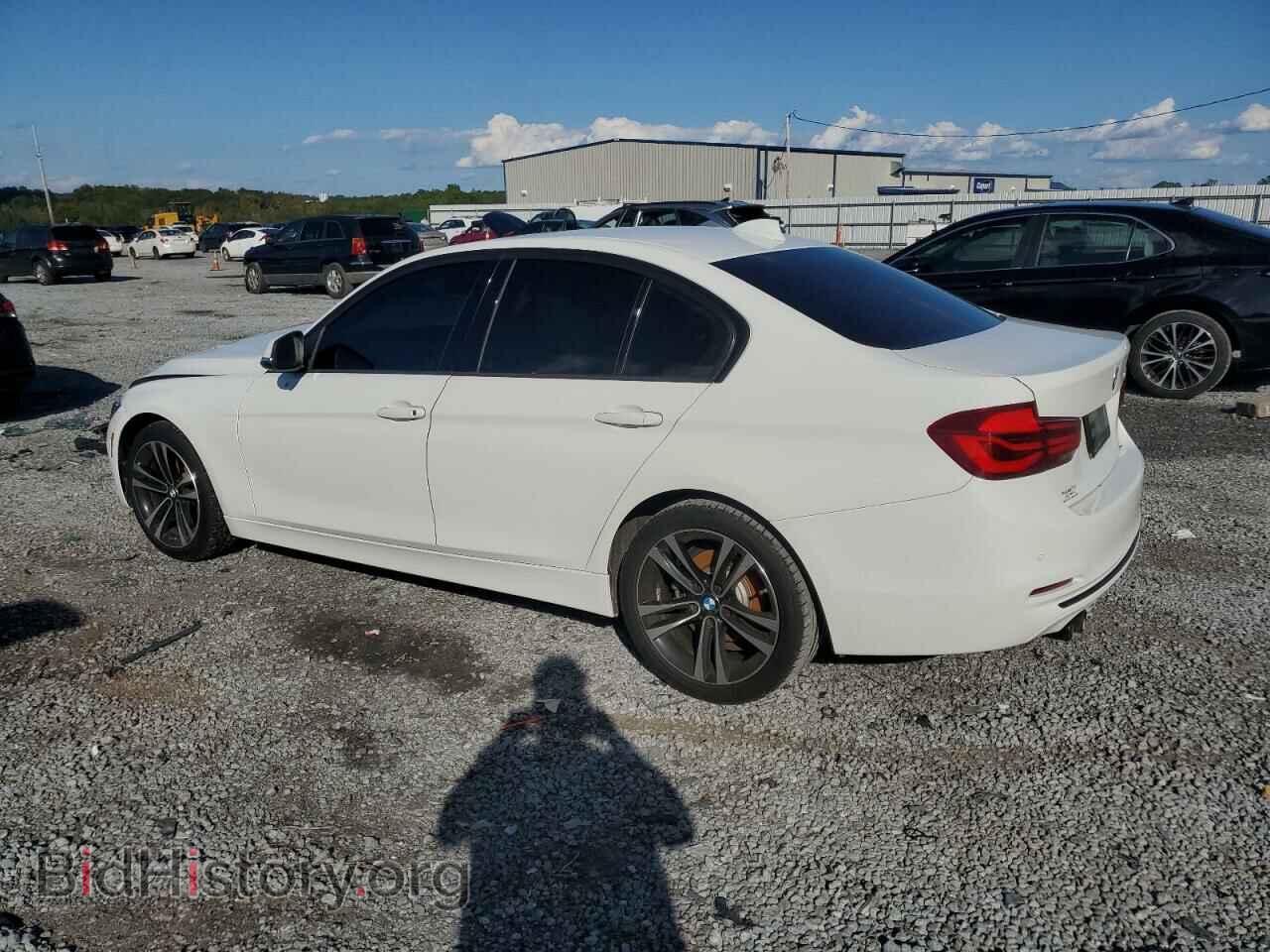2018 BMW 3 SERIES - VIN: WBA8B9C5XJEE82490 - Фото 2