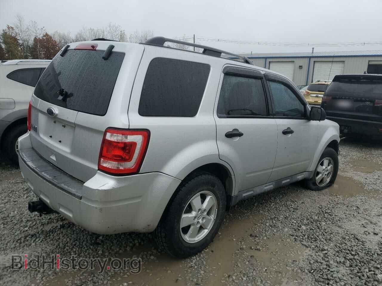 2010 FORD ESCAPE - VIN: 1FMCU9D71AKD09023 - Фото 3