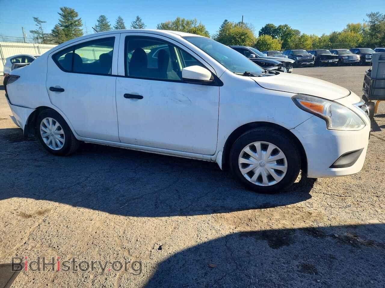 2017 Nissan VERSA (VIN 3N1CN7AP3HL816236) — фото 4 из 13