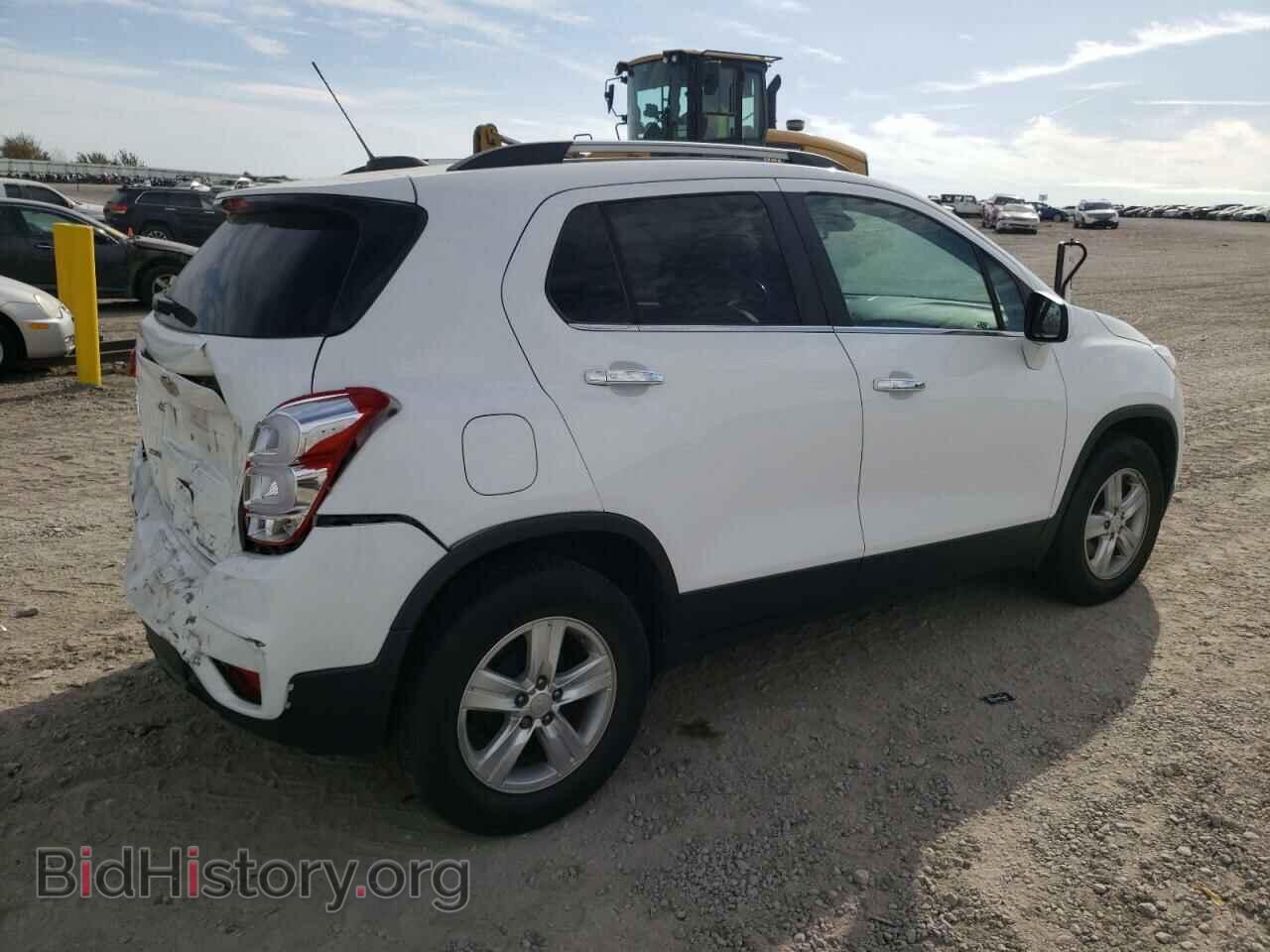 2017 CHEVROLET TRAX - VIN: 3GNCJLSB3HL266273 - Фото 3