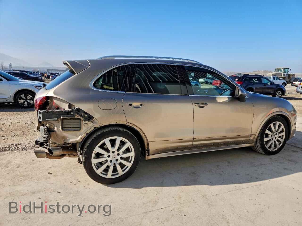 2017 PORSCHE CAYENNE - VIN: WP1AB2A26HLA50470 - Фото 3