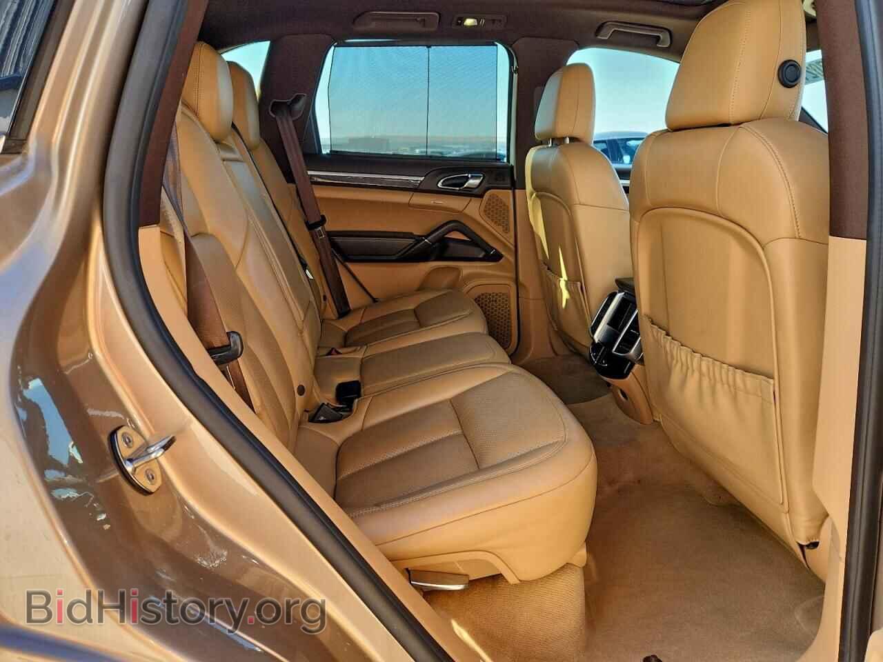 2017 PORSCHE CAYENNE - VIN: WP1AB2A26HLA50470 - Фото 10