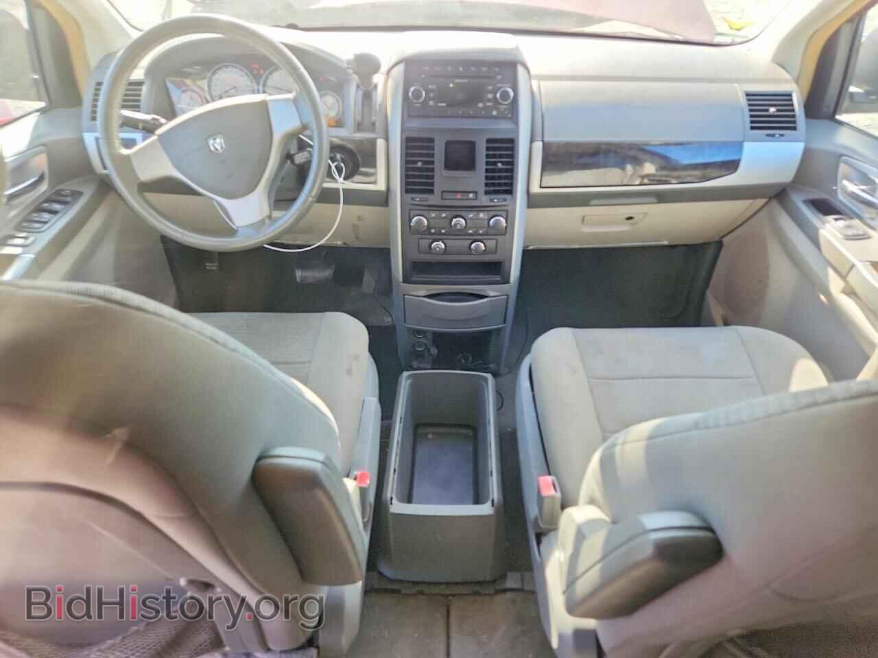 2010 DODGE CARAVAN - VIN: 2D4RN5D12AR375570 - Фото 8