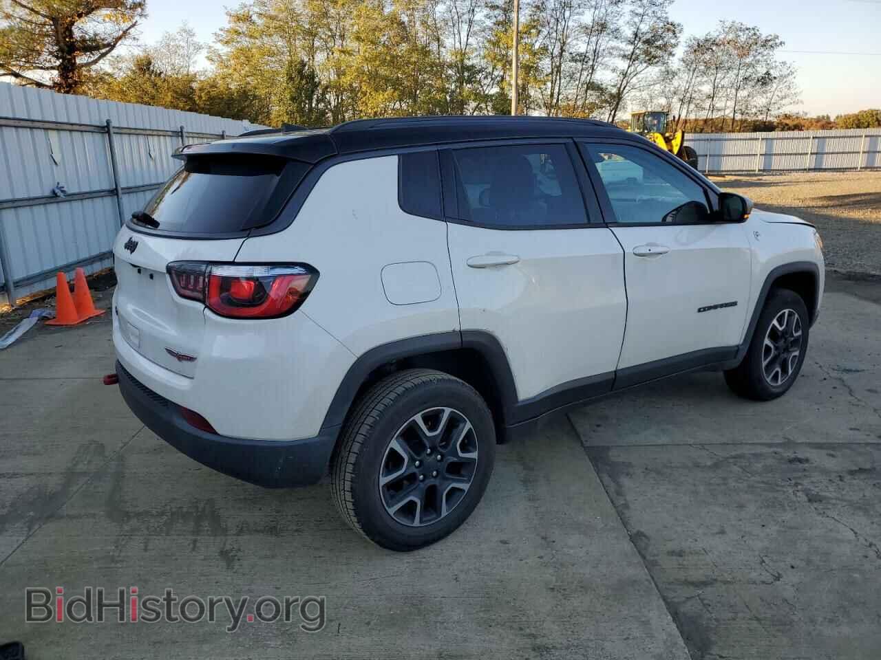 2019 JEEP COMPASS - VIN: 3C4NJDDB9KT733272 - Photo 3