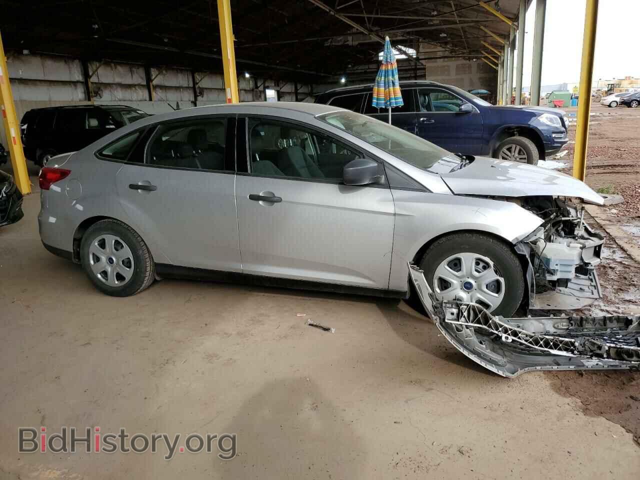 2016 FORD FOCUS - VIN: 1FADP3E2XGL384019 - Фото 4