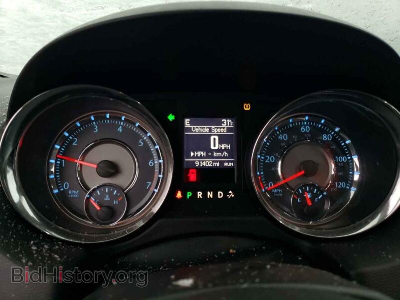 2016 Chrysler MINIVAN (VIN 2C4RC1BG3GR112922) — photo 9 of 13