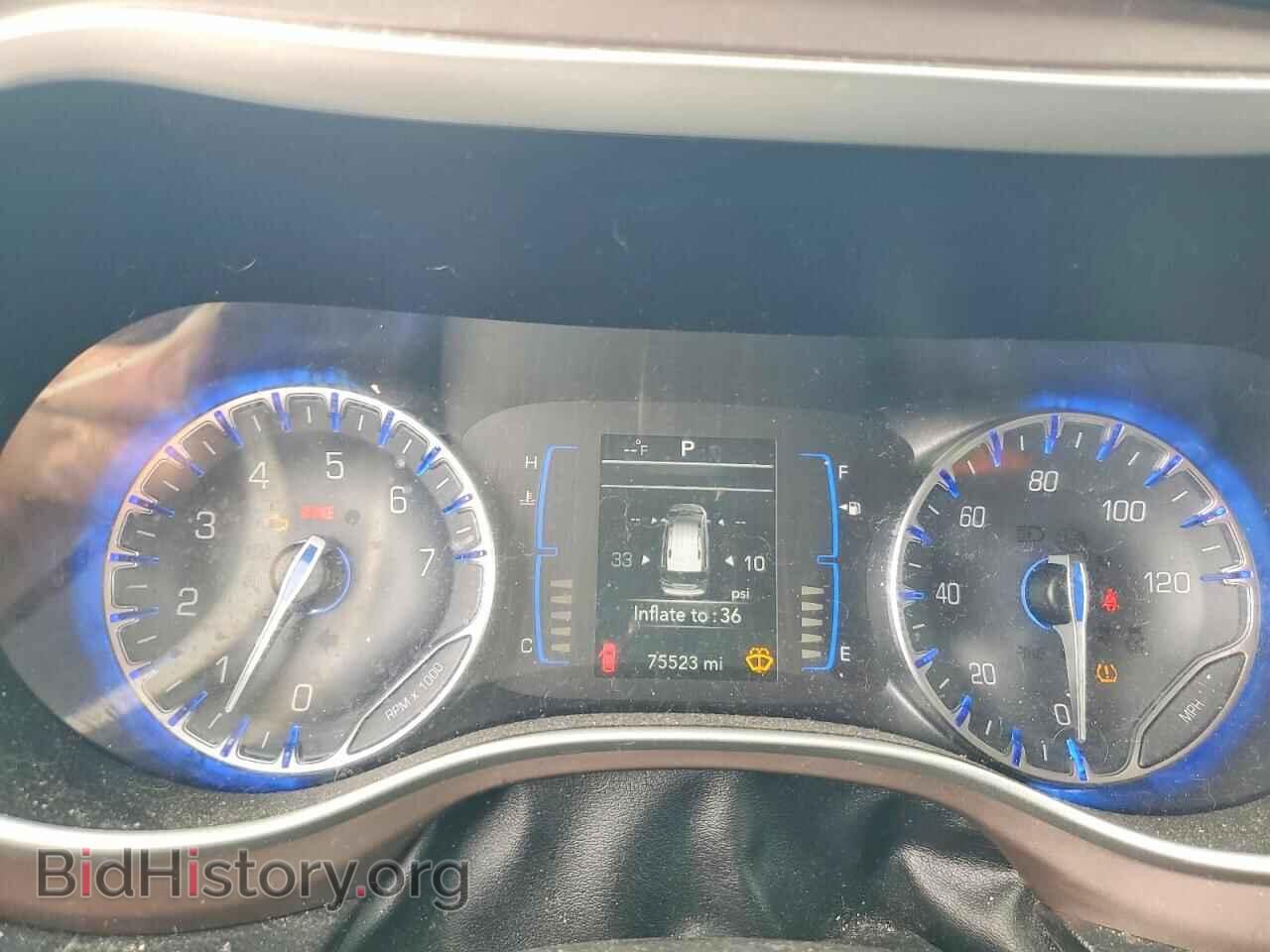 2017 CHRYSLER PACIFICA - VIN: 2C4RC1CG1HR553724 - Photo 9