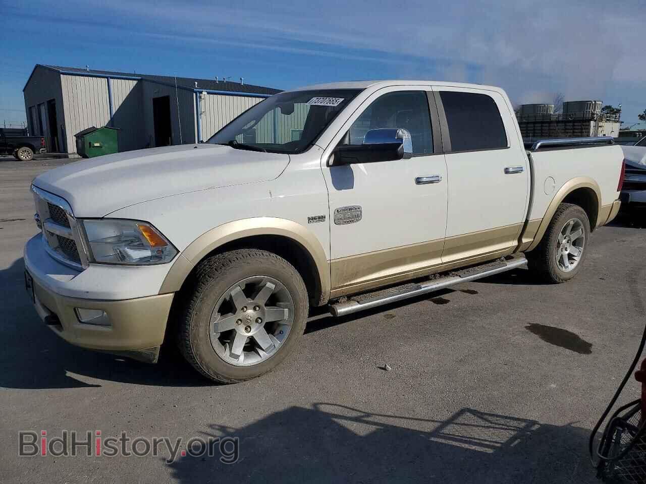 Photo 1D7RV1CT6BS601110 - DODGE All Models 2011