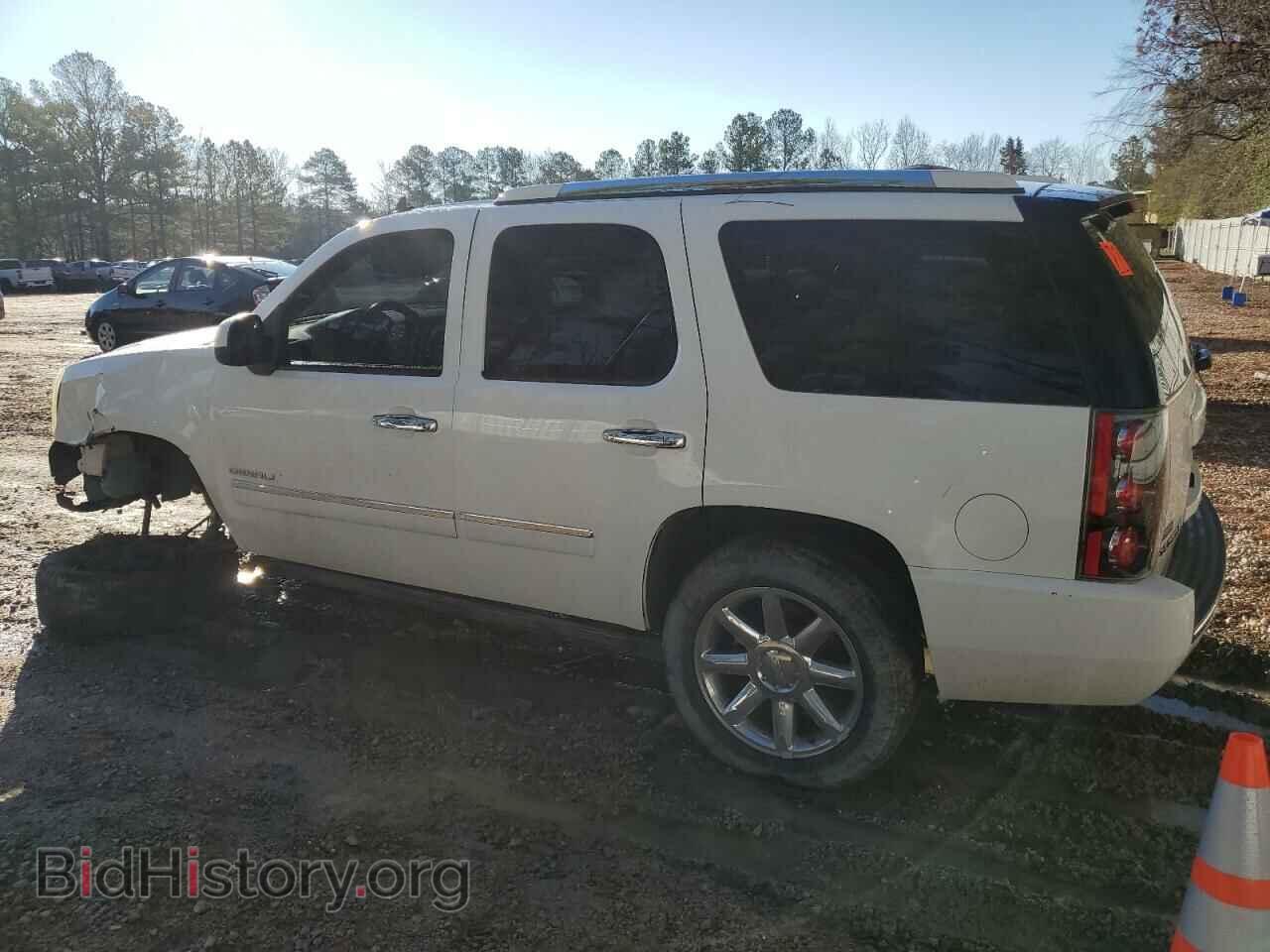 2010 GMC YUKON - VIN: 1GKUKEEF4AR135554 - Фото 2