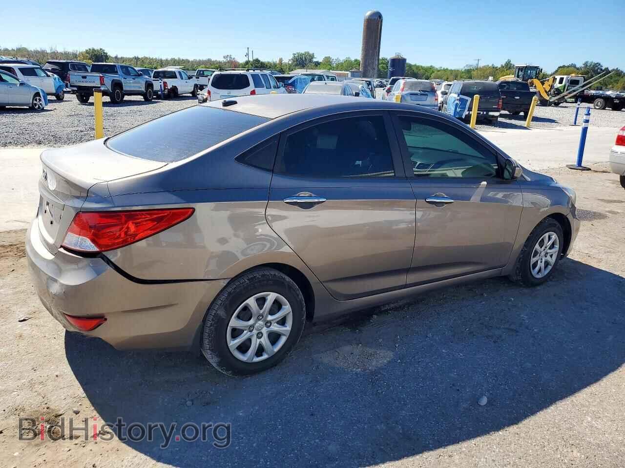 2012 Hyundai ACCENT (VIN KMHCT4AE5CU126871) — photo 3 of 12