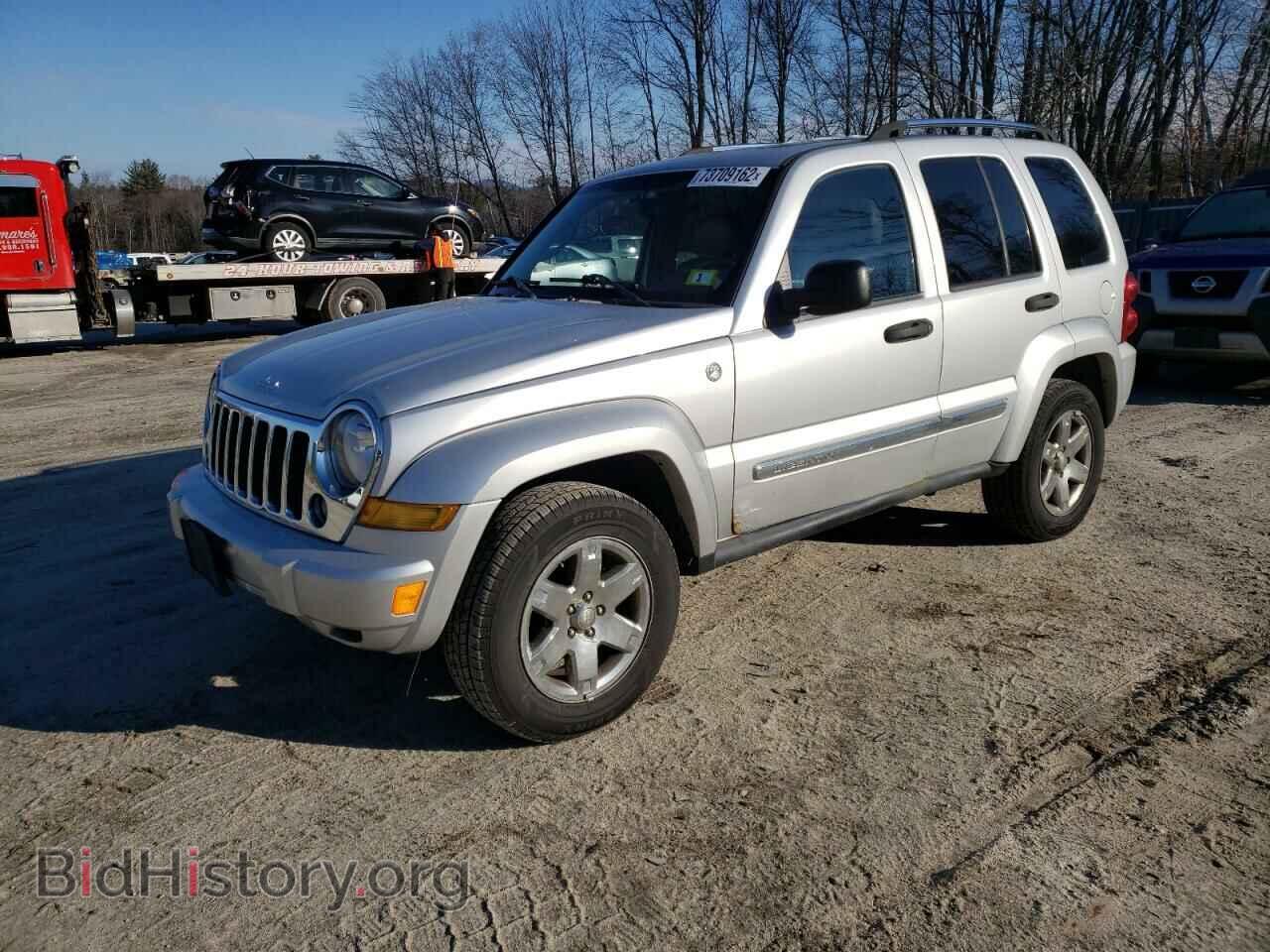 Фотография 1J4GL58K96W272281 - JEEP LIBERTY 2006