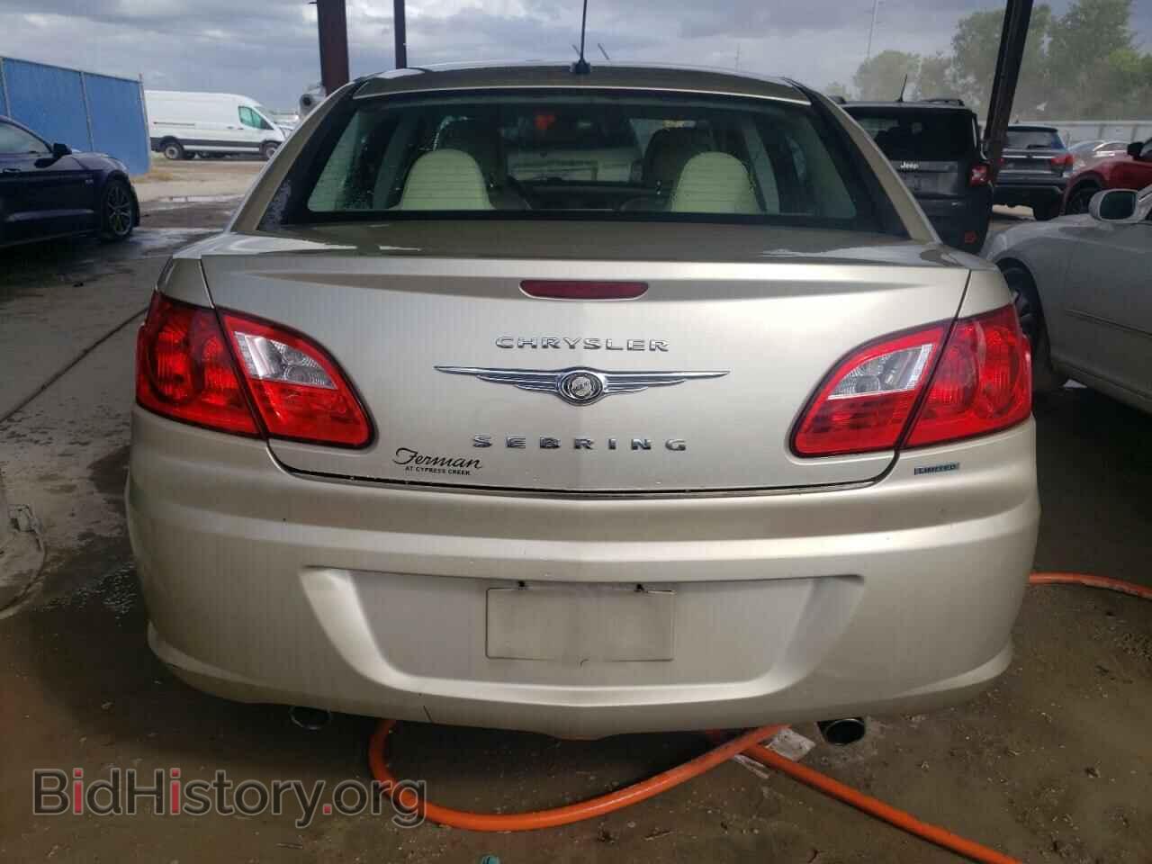 2010 CHRYSLER SEBRING - VIN: 1C3CC5FV3AN119450 - Фото 6