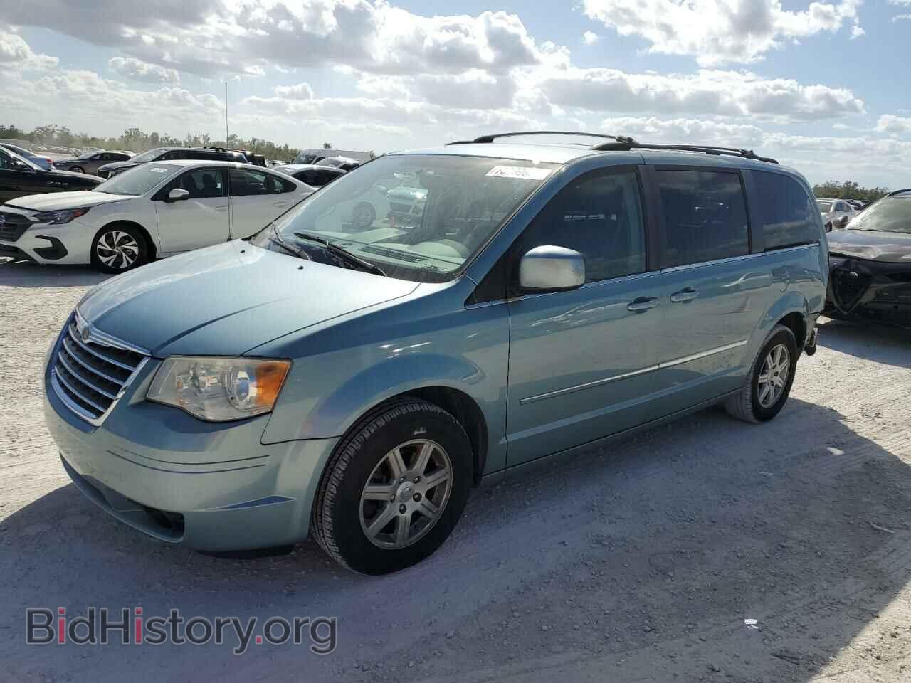 Photo 2A4RR5D17AR217818 - CHRYSLER MINIVAN 2010