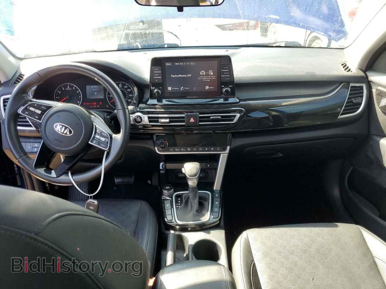 2021 KIA SELTOS - VIN: KNDERCAA2M7220841 - Фото 8