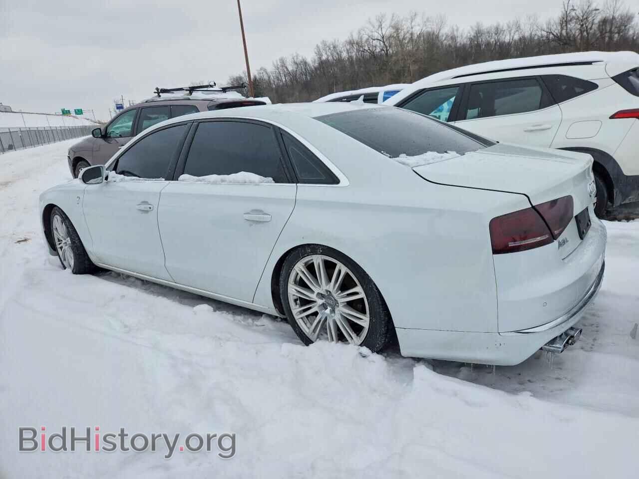 2013 AUDI A8 - VIN: WAURGAFD4DN001547 - Фото 2