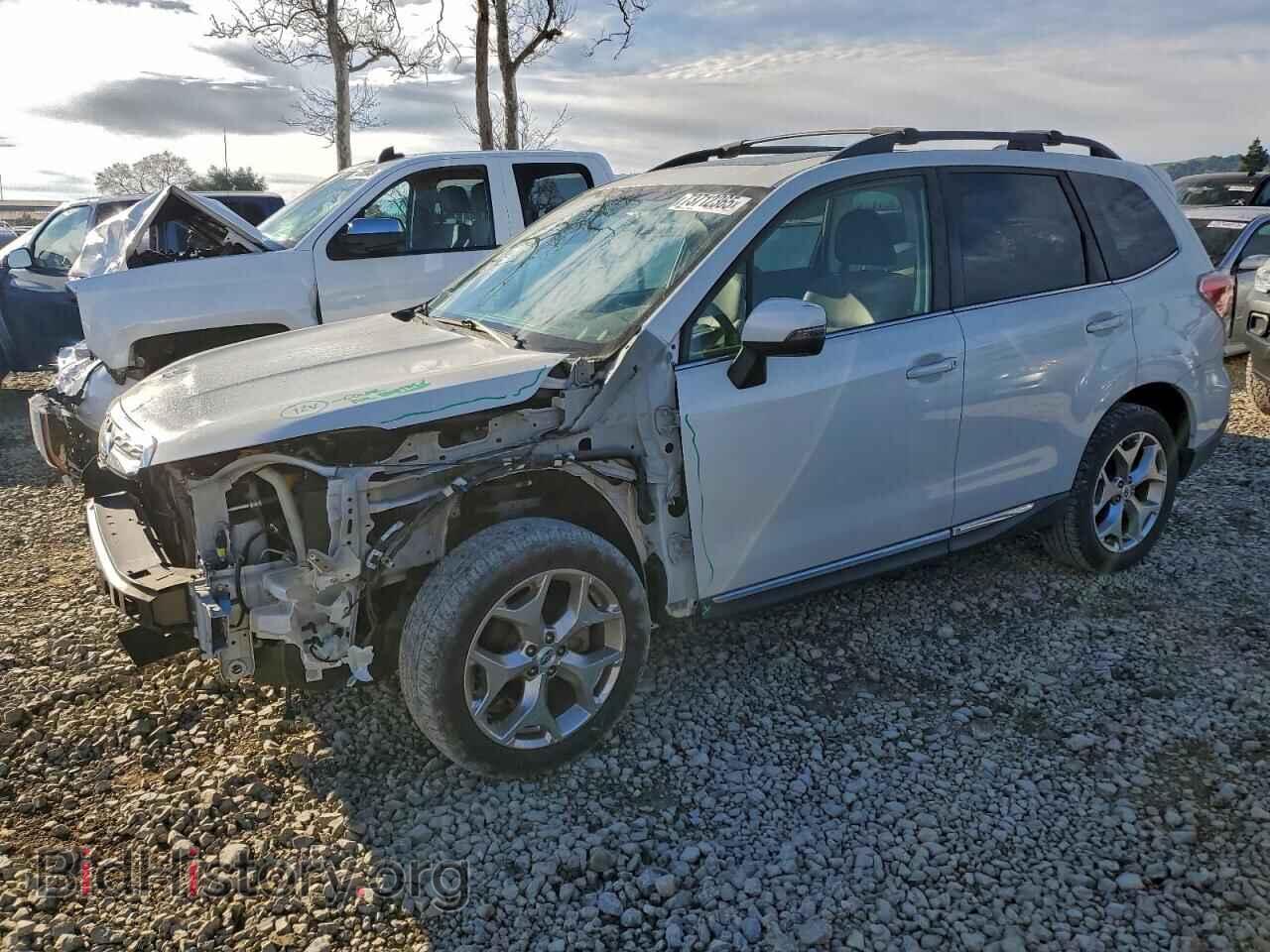 Photo JF2SJAWC0HH586890 - SUBARU FORESTER 2017