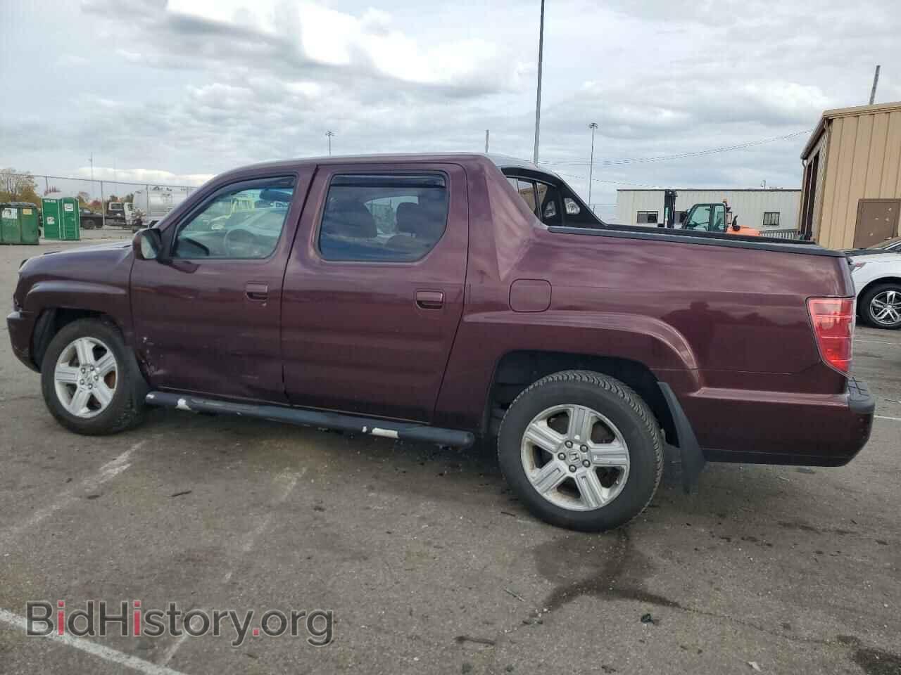 2011 HONDA RIDGELINE - VIN: 5FPYK1F56BB006967 - Фото 2